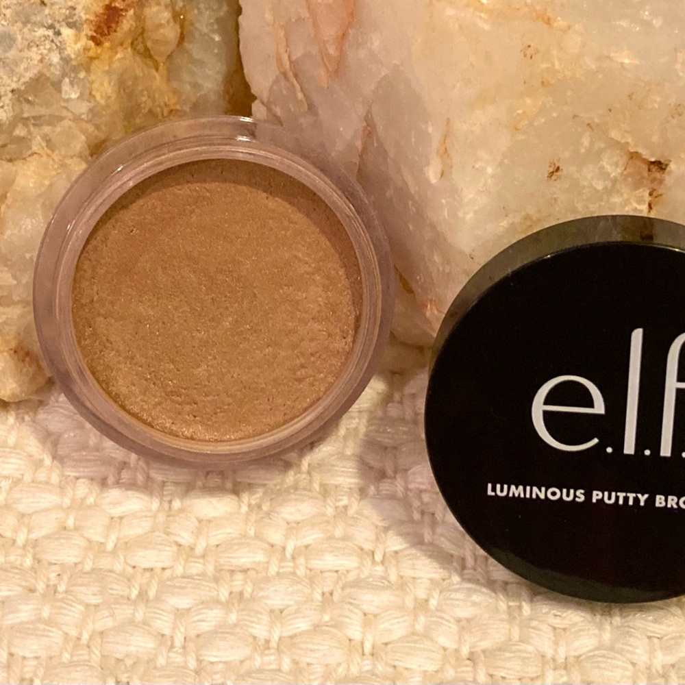 ⛵️🌴NWOT Elf Luminous Putty Bronzer in Summer Fridays🌴⛵️